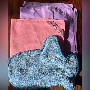 Norwex Window Cloths and Dusting Mit